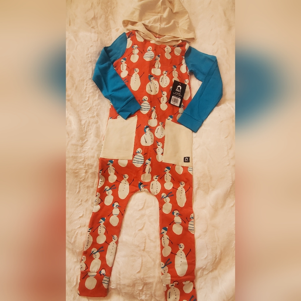 Rags to Raches snowmen